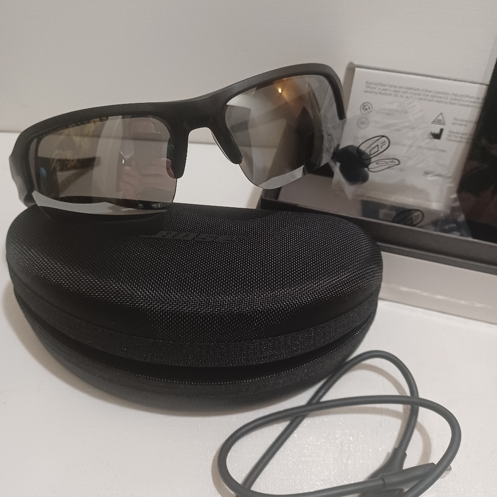New Bose frames Tiempo speaker sunglasses
